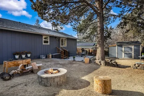 206 SW Hayes Avenue Bend OR 97702