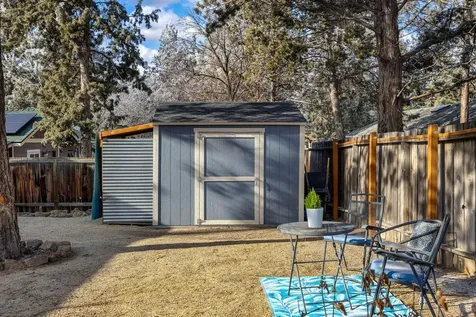 206 SW Hayes Avenue Bend OR 97702