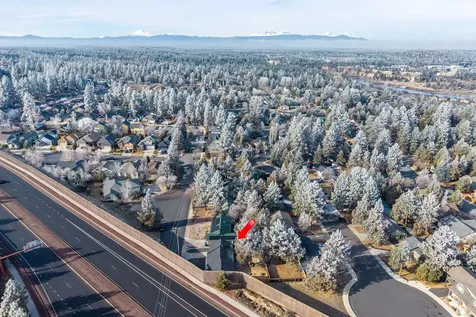 206 SW Hayes Avenue Bend OR 97702