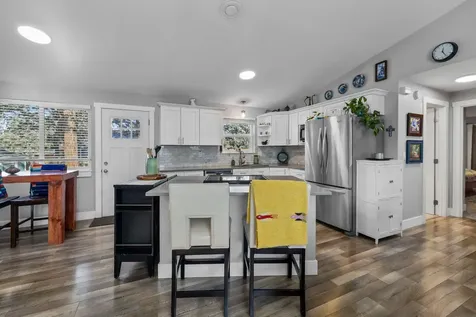 206 SW Hayes Avenue Bend OR 97702