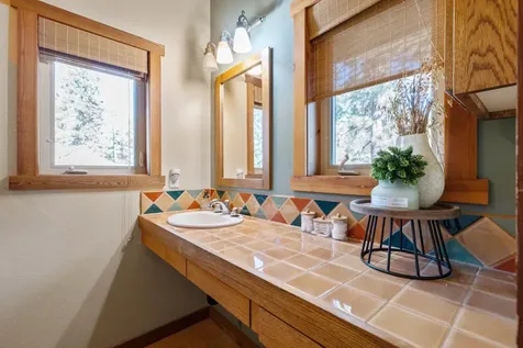 11750 Merganser Road Klamath Falls OR 97601