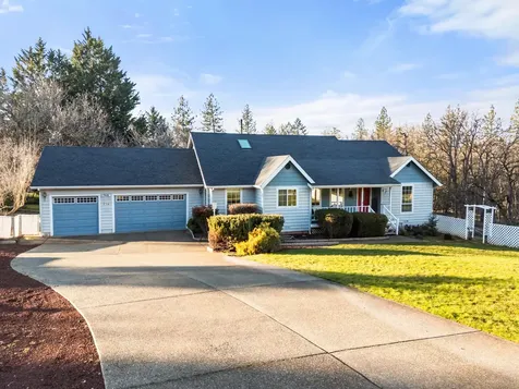 334 Village Lane Grants Pass OR 97527