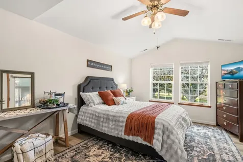 334 Village Lane Grants Pass OR 97527