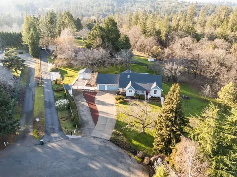 334 Village Lane Grants Pass OR 97527