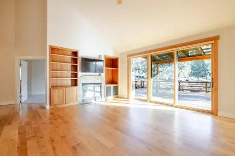 2752 NW Champion Circle Bend OR 97703