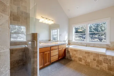 2752 NW Champion Circle Bend OR 97703