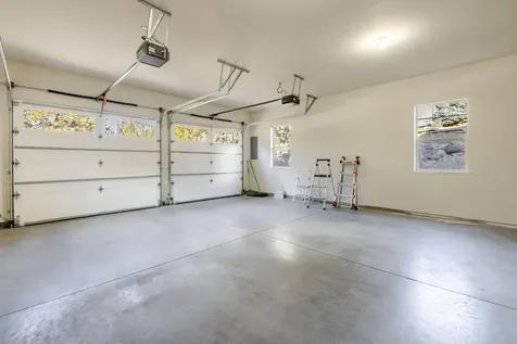 2752 NW Champion Circle Bend OR 97703