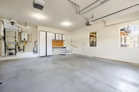 2752 NW Champion Circle Bend OR 97703
