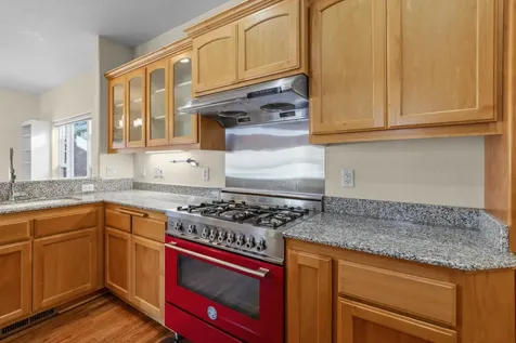 369 Meadow Drive Ashland OR 97520