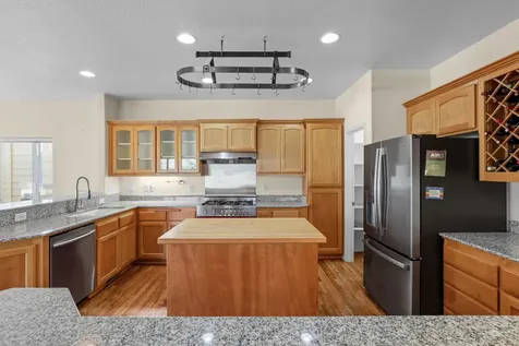 369 Meadow Drive Ashland OR 97520