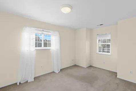 369 Meadow Drive Ashland OR 97520