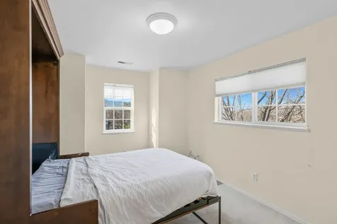 369 Meadow Drive Ashland OR 97520