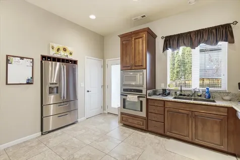 1154 Ashford Way Medford OR 97504