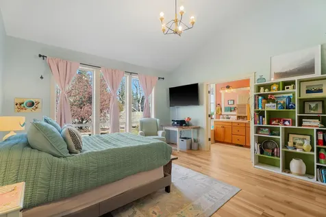 19525 Sugar Mill Loop Bend OR 97702