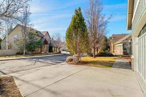 19525 Sugar Mill Loop Bend OR 97702