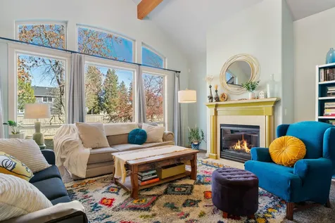 19525 Sugar Mill Loop Bend OR 97702