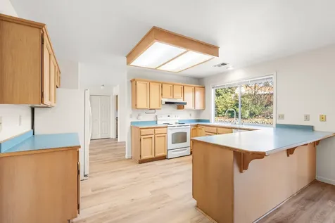 2368 Stonebrook Drive Medford OR 97504