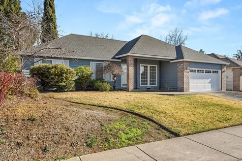 2368 Stonebrook Drive Medford OR 97504