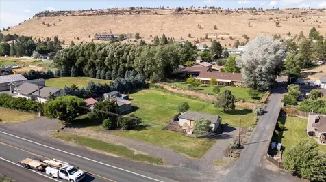 2797 SE Paulina Highway Prineville OR 97754