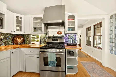 514 Granite Street Ashland OR 97520