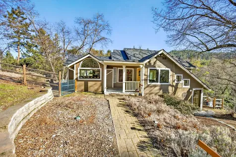 514 Granite Street Ashland OR 97520