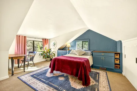 514 Granite Street Ashland OR 97520