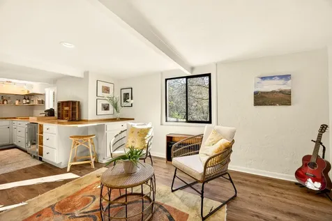 514 Granite Street Ashland OR 97520