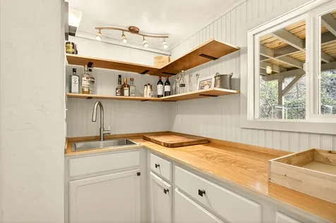 514 Granite Street Ashland OR 97520