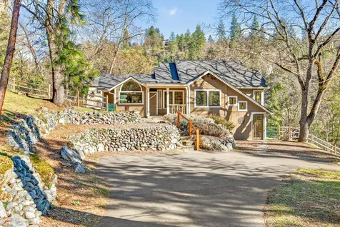 514 Granite Street Ashland OR 97520