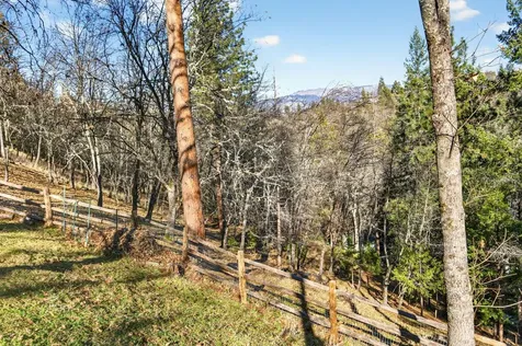 514 Granite Street Ashland OR 97520