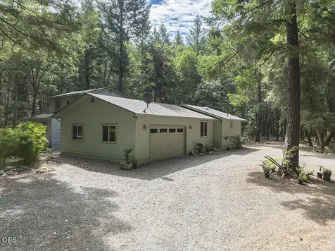8843 Deer Creek Road Selma OR 97538
