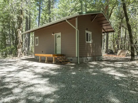 8843 Deer Creek Road Selma OR 97538