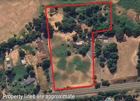 376 Crowson Road Ashland OR 97520