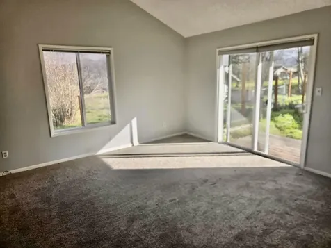 376 Crowson Road Ashland OR 97520
