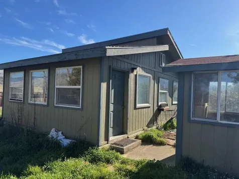 376 Crowson Road Ashland OR 97520