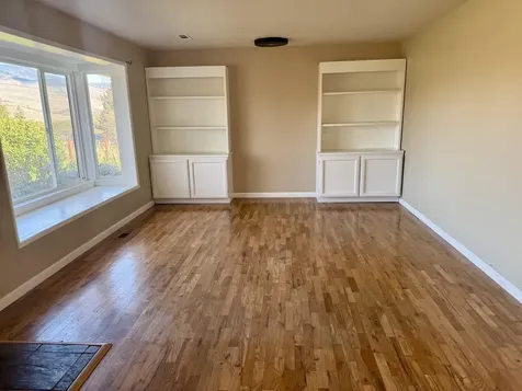 376 Crowson Road Ashland OR 97520
