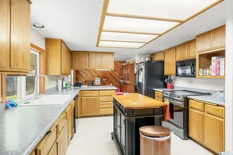1855 Nancy Avenue Central Point OR 97502
