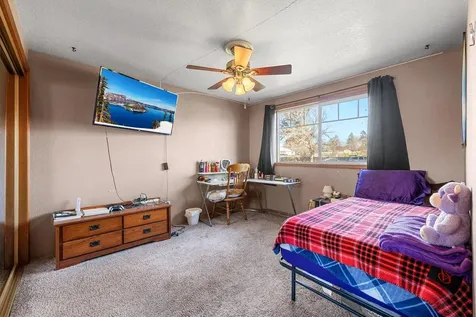 1855 Nancy Avenue Central Point OR 97502