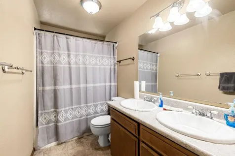 1855 Nancy Avenue Central Point OR 97502