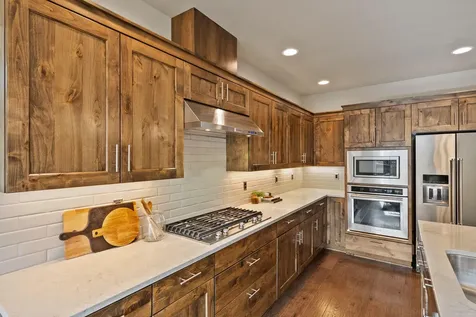 20889 SE Humber Lane Bend OR 97702
