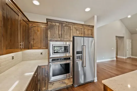 20889 SE Humber Lane Bend OR 97702