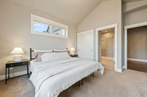 20889 SE Humber Lane Bend OR 97702