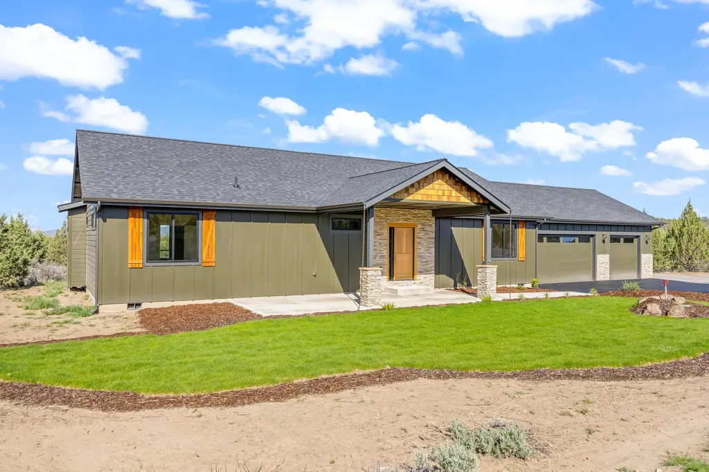 6822 SE Madison Avenue Prineville OR 97754