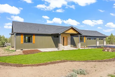 6822 SE Madison Avenue Prineville OR 97754