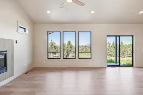 6822 SE Madison Avenue Prineville OR 97754