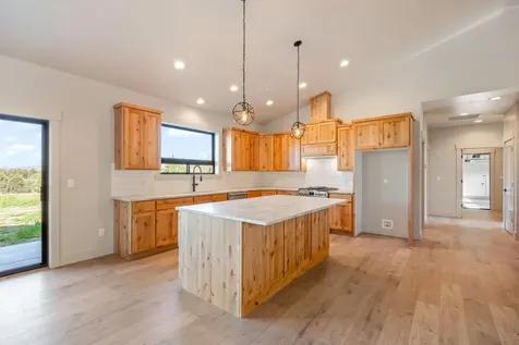 6822 SE Madison Avenue Prineville OR 97754