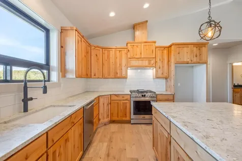 6822 SE Madison Avenue Prineville OR 97754