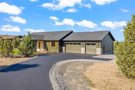 6822 SE Madison Avenue Prineville OR 97754