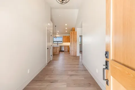 6822 SE Madison Avenue Prineville OR 97754