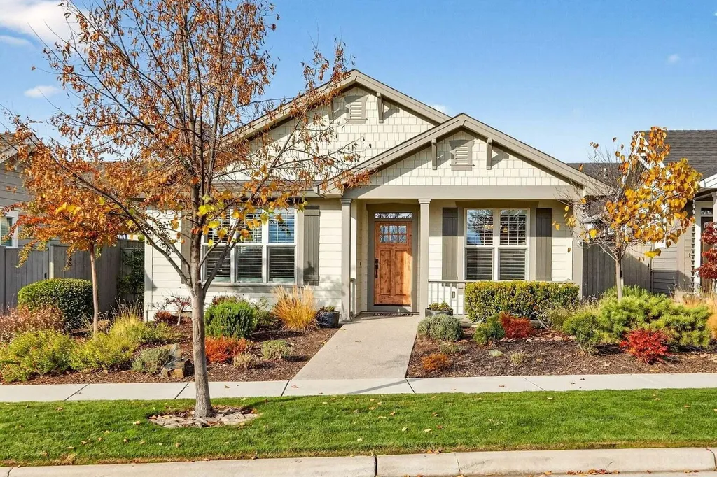3957 Shamrock Drive Medford OR 97504